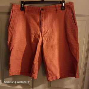 Mens Rust color Dockers shorts size 32